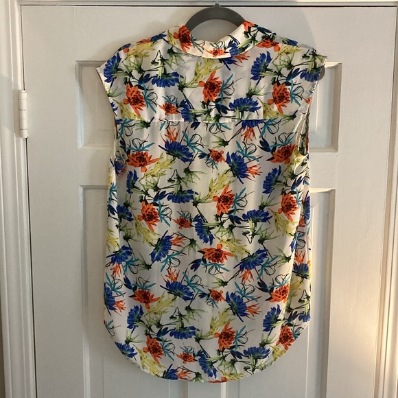 Ro & De Medium women’s blouse, button up, silky. Worn once, EUC - Picture 4 of 4